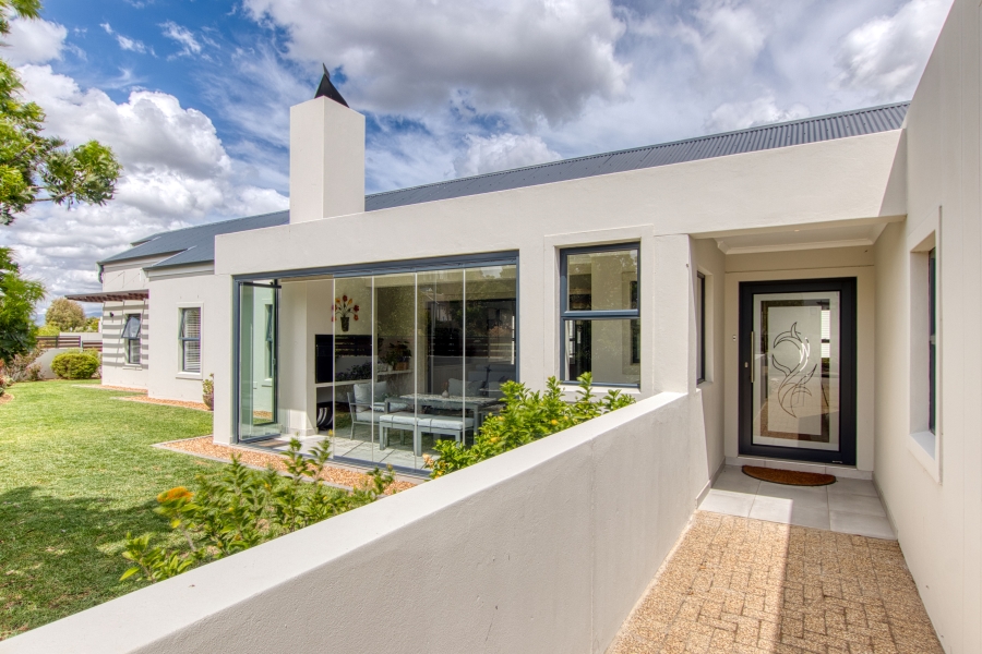 3 Bedroom Property for Sale in Kelderhof Country Village Western Cape